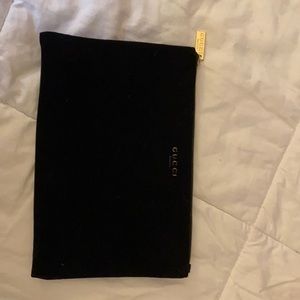 Gucci Beauty Velvet Makeup Pouch Case